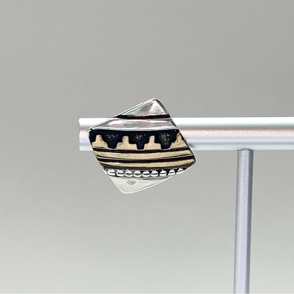 Vintage Tommy Charlie Navajo Sterling Silver Gold Sculptural Earrings - Picture 5 of 10